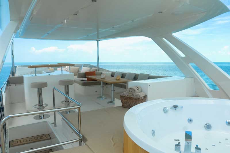 Miami_Yachts_with_hot_tubs-1.jpg